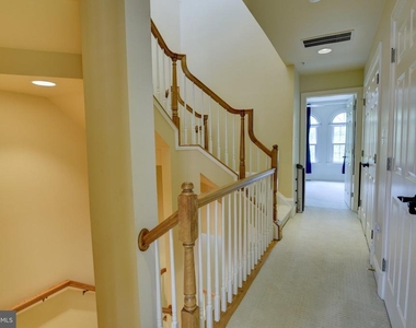 12198 Chancery Station Circle - Photo Thumbnail 39