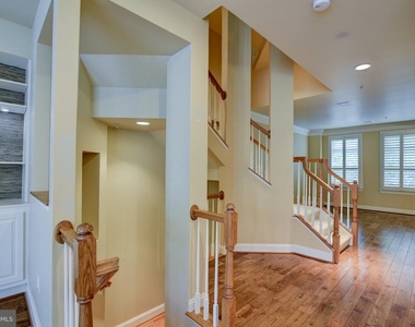 12198 Chancery Station Circle - Photo Thumbnail 38