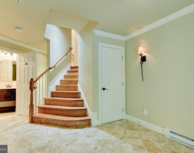 12198 Chancery Station Circle - Photo Thumbnail 33