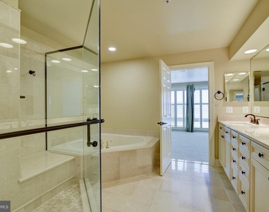 12198 Chancery Station Circle - Photo Thumbnail 17
