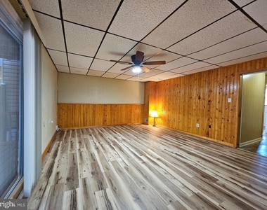 4718 Gainsborough Drive - Photo Thumbnail 23