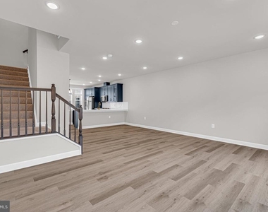 7265 Nittany Lane - Photo Thumbnail 5