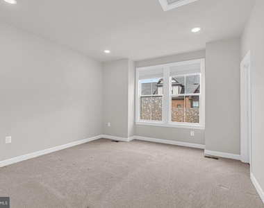 7265 Nittany Lane - Photo Thumbnail 25