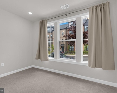7265 Nittany Lane - Photo Thumbnail 18