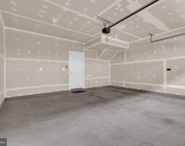 7265 Nittany Lane - Photo Thumbnail 39