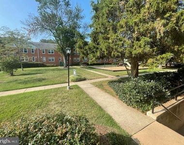 6511 10th Street - Photo Thumbnail 21