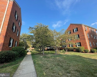 6511 10th Street - Photo Thumbnail 25