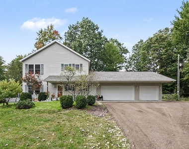 1736 Parker Drive - Photo Thumbnail 22