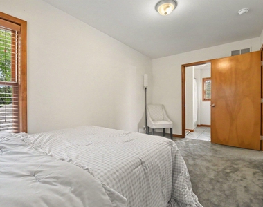 1736 Parker Drive - Photo Thumbnail 15