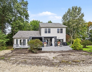 1736 Parker Drive - Photo Thumbnail 1