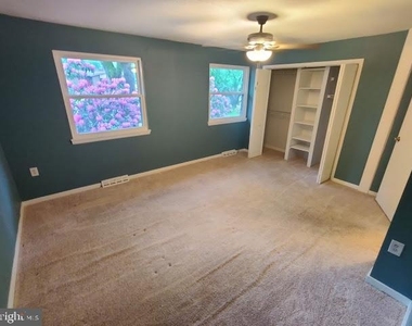 11570 Embers Court - Photo Thumbnail 9