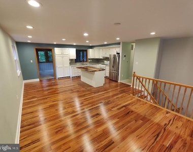 11570 Embers Court - Photo Thumbnail 5