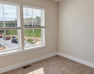 118 Sioux Loop - Photo Thumbnail 10