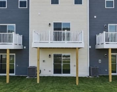 118 Sioux Loop - Photo Thumbnail 1