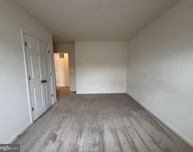 106 Halo Court - Photo Thumbnail 30