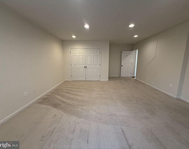 106 Halo Court - Photo Thumbnail 5