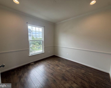 106 Halo Court - Photo Thumbnail 16