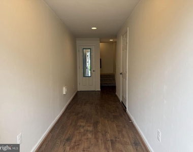 106 Halo Court - Photo Thumbnail 3