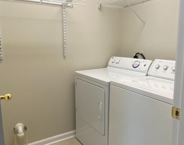 2720 Martinsburg Pike - Photo Thumbnail 20
