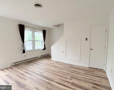 96 Hackberry Drive - Photo Thumbnail 2