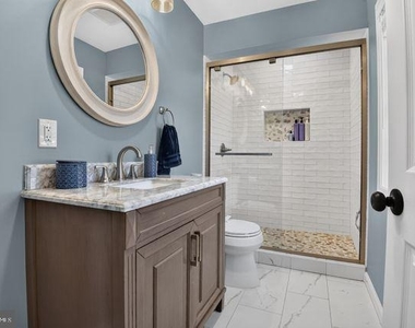 1527 Woodbine Street - Photo Thumbnail 18