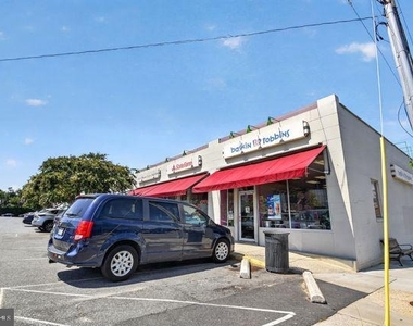 1527 Woodbine Street - Photo Thumbnail 28