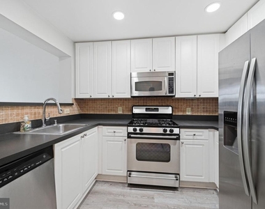 191 Somervelle Street - Photo Thumbnail 2
