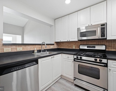 191 Somervelle Street - Photo Thumbnail 3