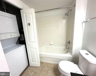 880 N Pollard Street - Photo Thumbnail 7