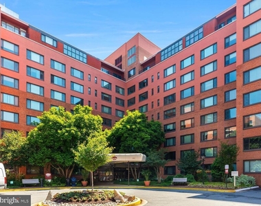 1021 Arlington Boulevard - Photo Thumbnail 25