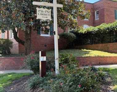 1742 Rhodes Street N - Photo Thumbnail 1