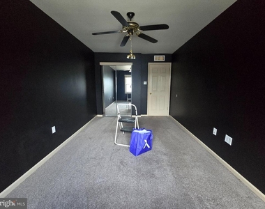 9245 State Road - Photo Thumbnail 17