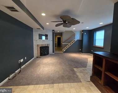 9245 State Road - Photo Thumbnail 7