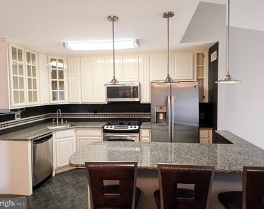 9245 State Road - Photo Thumbnail 5