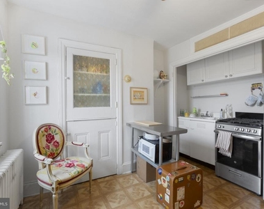 239 E Girard Avenue - Photo Thumbnail 5