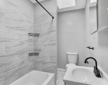 3218 N Hope Street - Photo Thumbnail 10