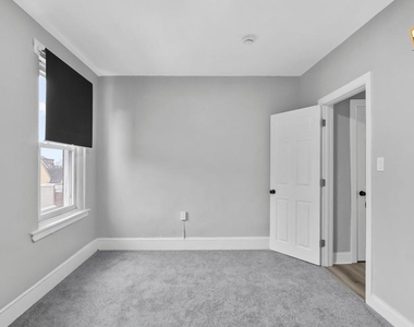 3218 N Hope Street - Photo Thumbnail 11