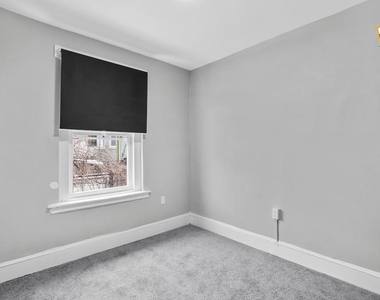 3218 N Hope Street - Photo Thumbnail 13