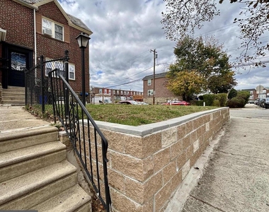 6644 Hollis Street - Photo Thumbnail 11