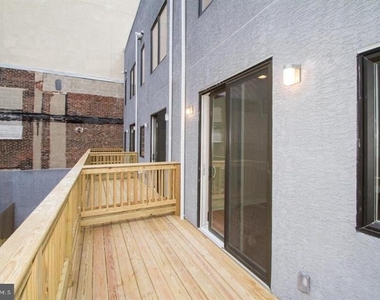 1322 S Howard Street - Photo Thumbnail 16