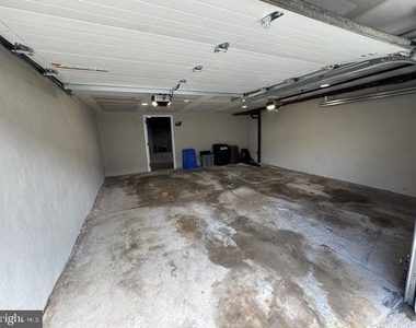 453 W Ellet Street - Photo Thumbnail 17