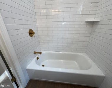 453 W Ellet Street - Photo Thumbnail 14
