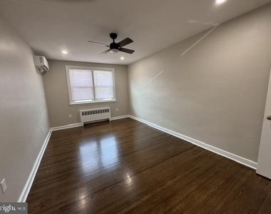 453 W Ellet Street - Photo Thumbnail 7