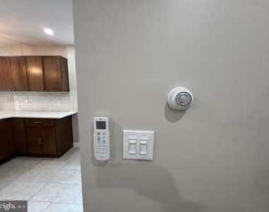 453 W Ellet Street - Photo Thumbnail 4