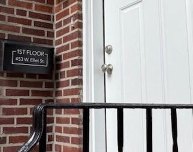 453 W Ellet Street - Photo Thumbnail 3
