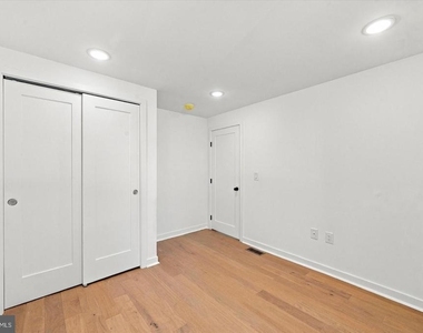 2821 Poplar Street - Photo Thumbnail 21