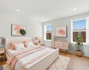 2821 Poplar Street - Photo Thumbnail 1