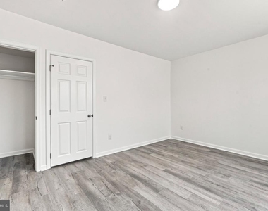 4629 N Marvine Street - Photo Thumbnail 9