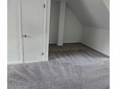 446 Evergreen Avenue - Photo Thumbnail 7