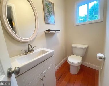 4323 Dexter Street - Photo Thumbnail 7
